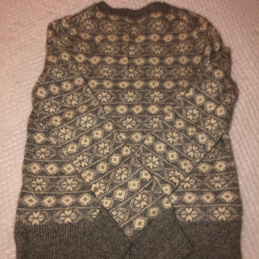 Sweatshirt - Picture 2 of 3